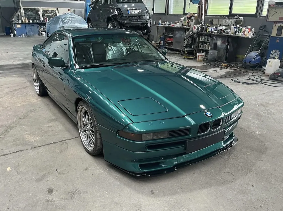 Youngtimer, Front