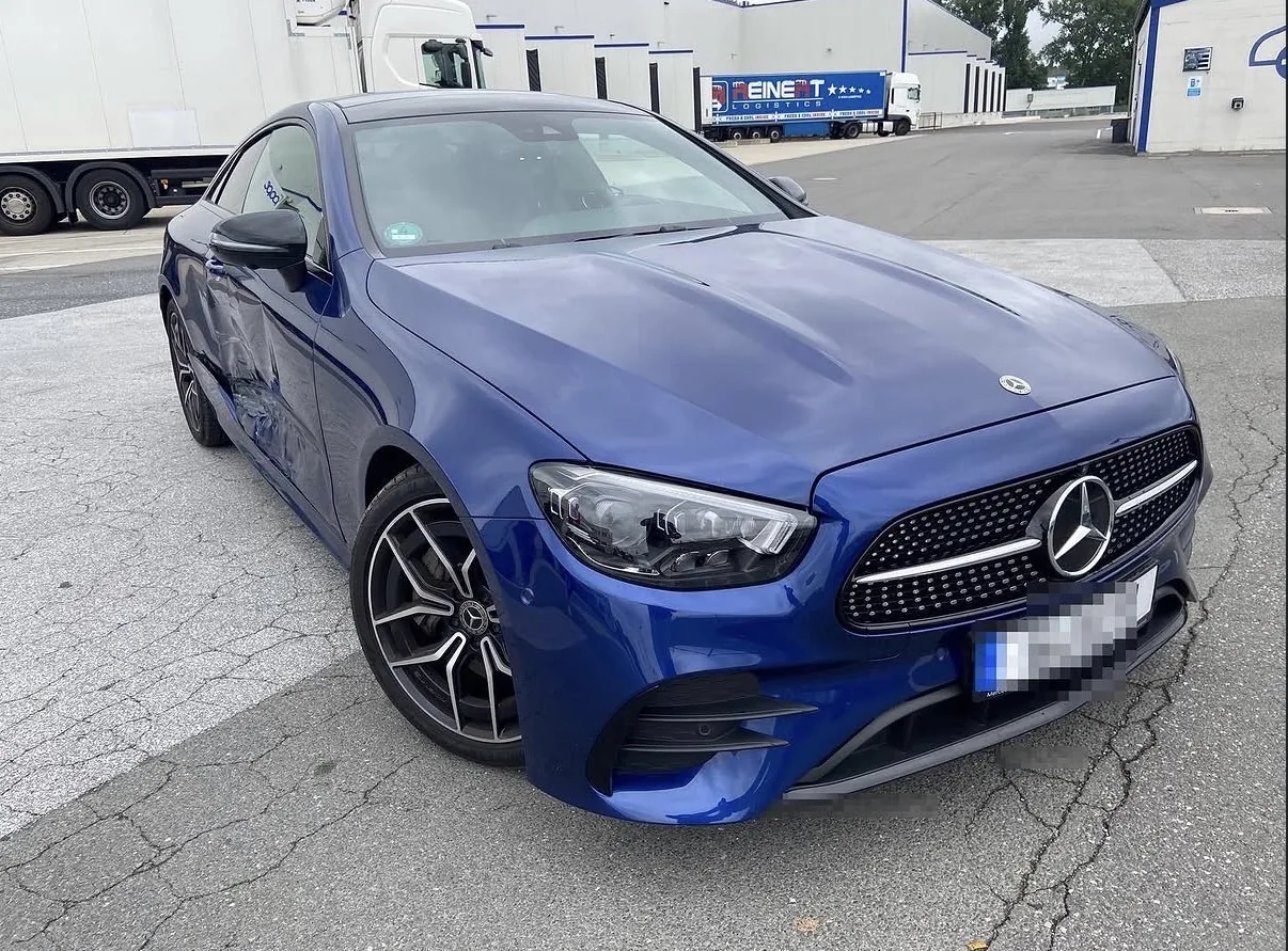 Coupé, Aufnahme vor Ort